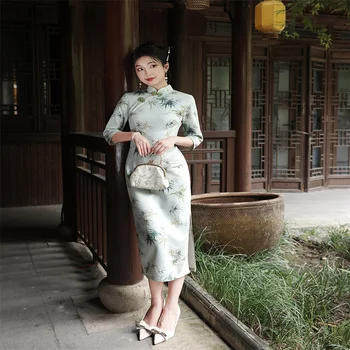 סיני חדש משופר cheongsam ירוק 2023 סתיו אלגנטית טמפרמנט בחורה צעירה סינית בסגנון שמלה ארוכה